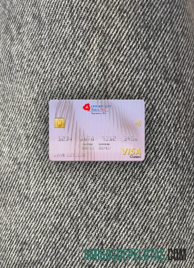 Banco de Oportunidades do Sudão do Sul Visa Classic Card Photolook Front amostra